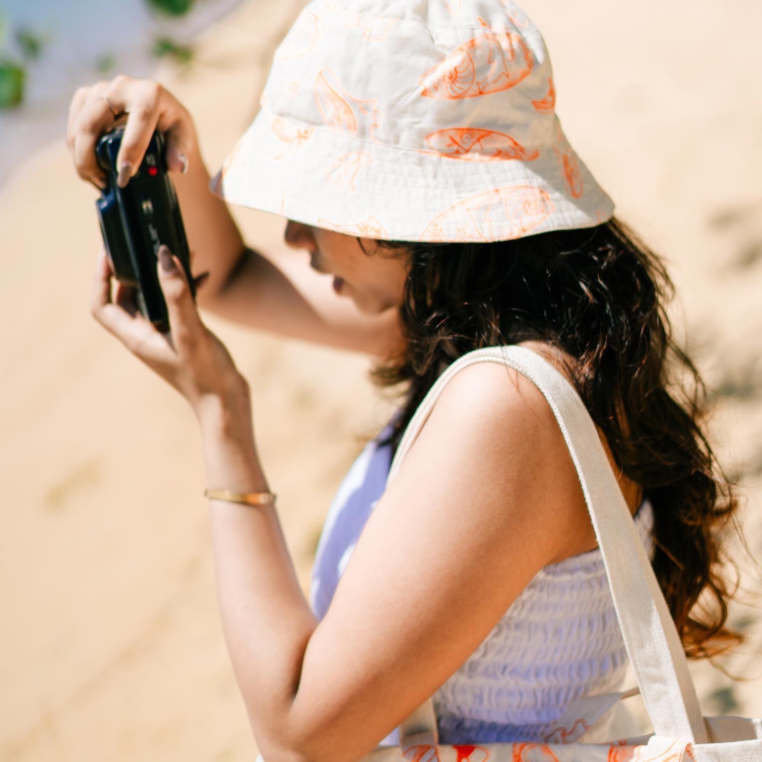 batik_hat_oren_surfboard2 batik tote bag & hat oren surfboard