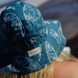 batik hat turquois surfboard